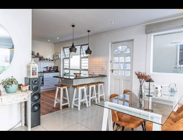 3 BEDROOM TOWNHOUSE FOR SALE IN WALMER ESTATE